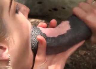 Mustang gets to fuck a blondie